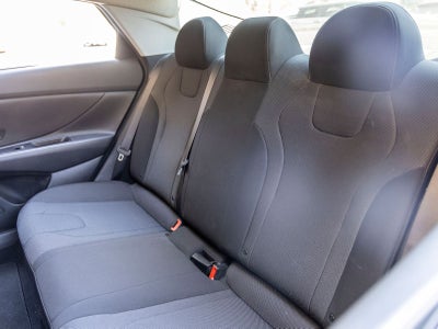 2023 Hyundai ELANTRA SE