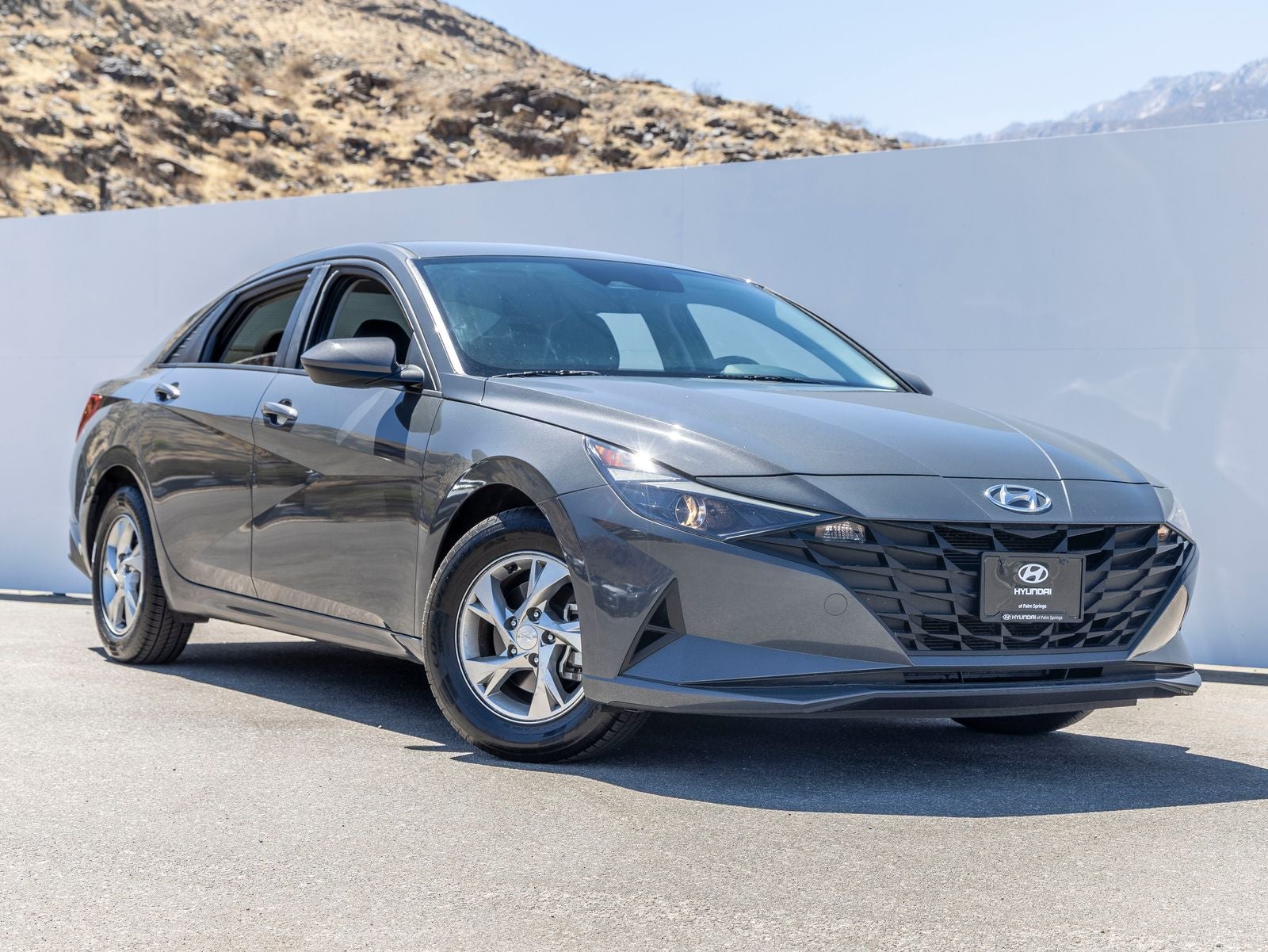 2023 Hyundai ELANTRA SE