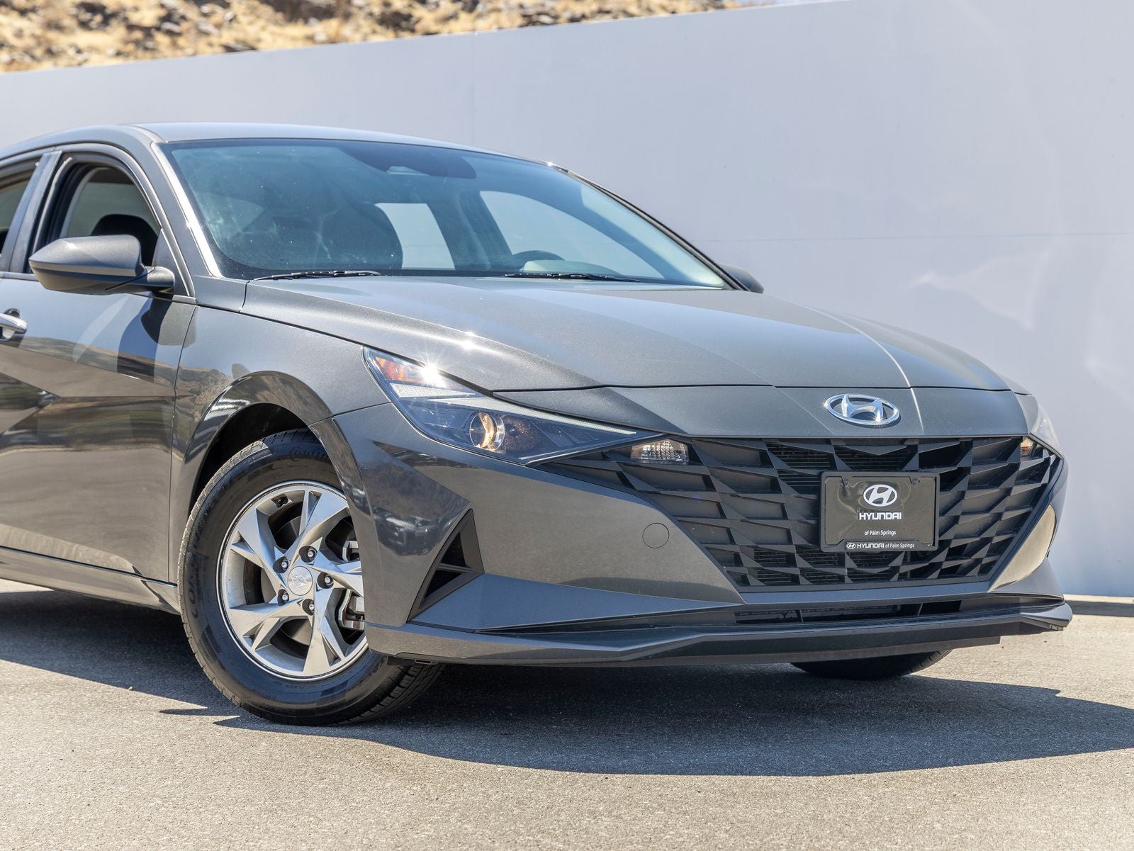 2023 Hyundai ELANTRA SE