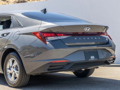 2023 Hyundai ELANTRA SE