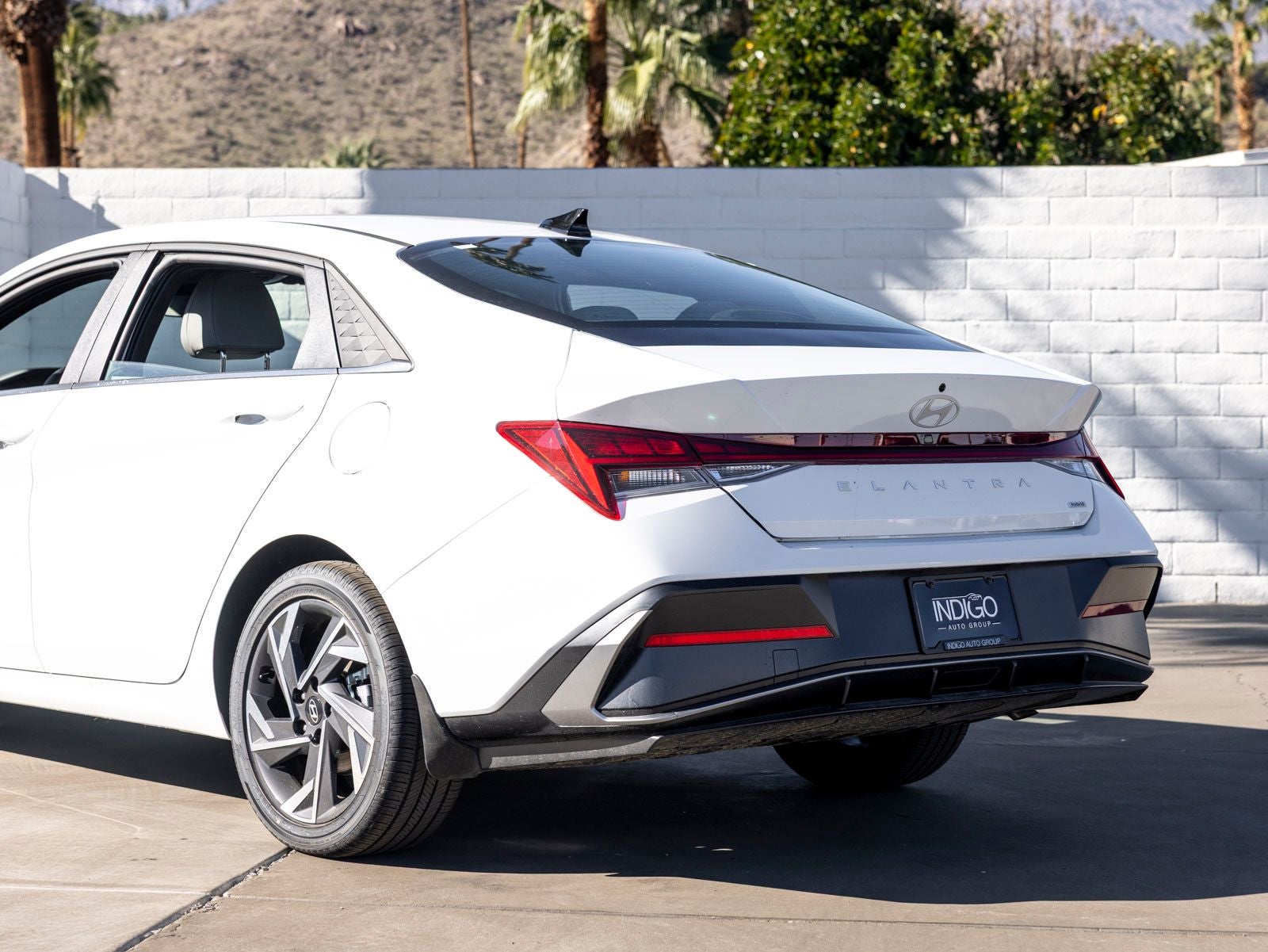 2025 Hyundai ELANTRA HYBRID Limited