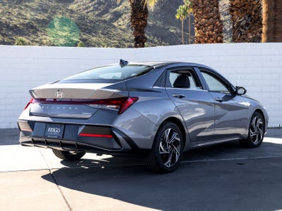 2025 Hyundai ELANTRA Limited