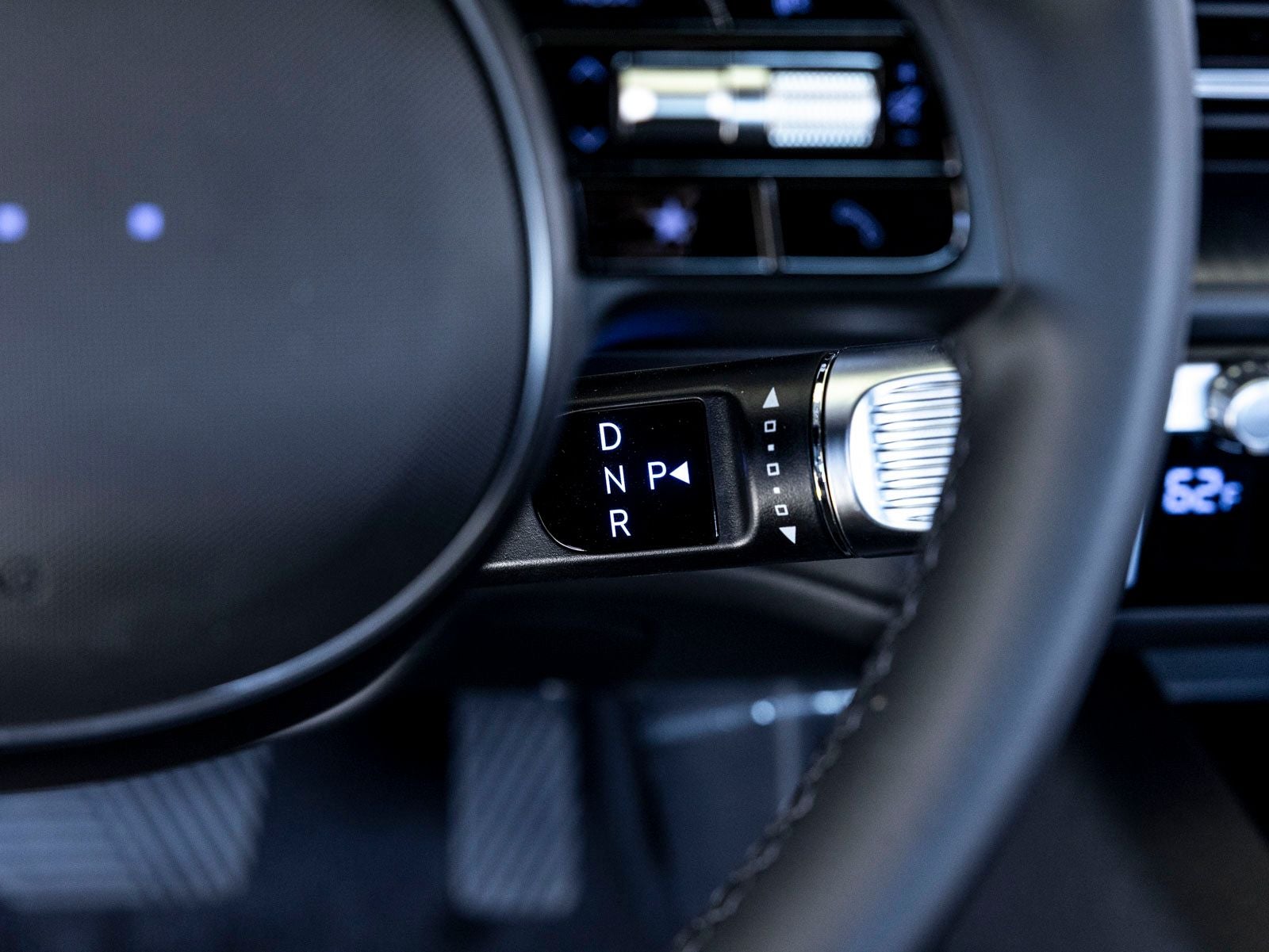 2025 Hyundai IONIQ 6 SE