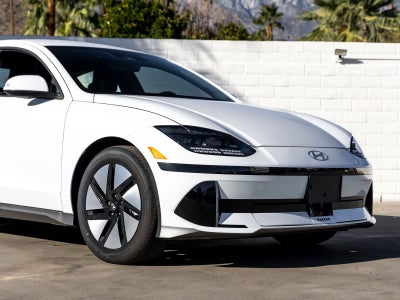 2025 Hyundai IONIQ 6 SE