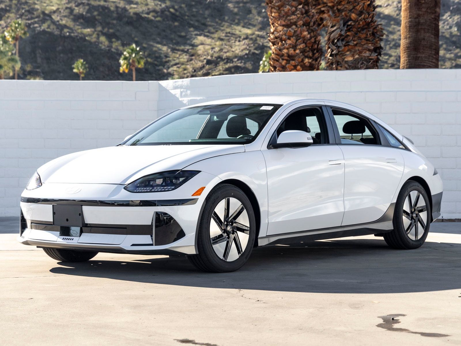 2025 Hyundai IONIQ 6 SE