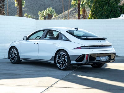 2025 Hyundai IONIQ 6 SEL