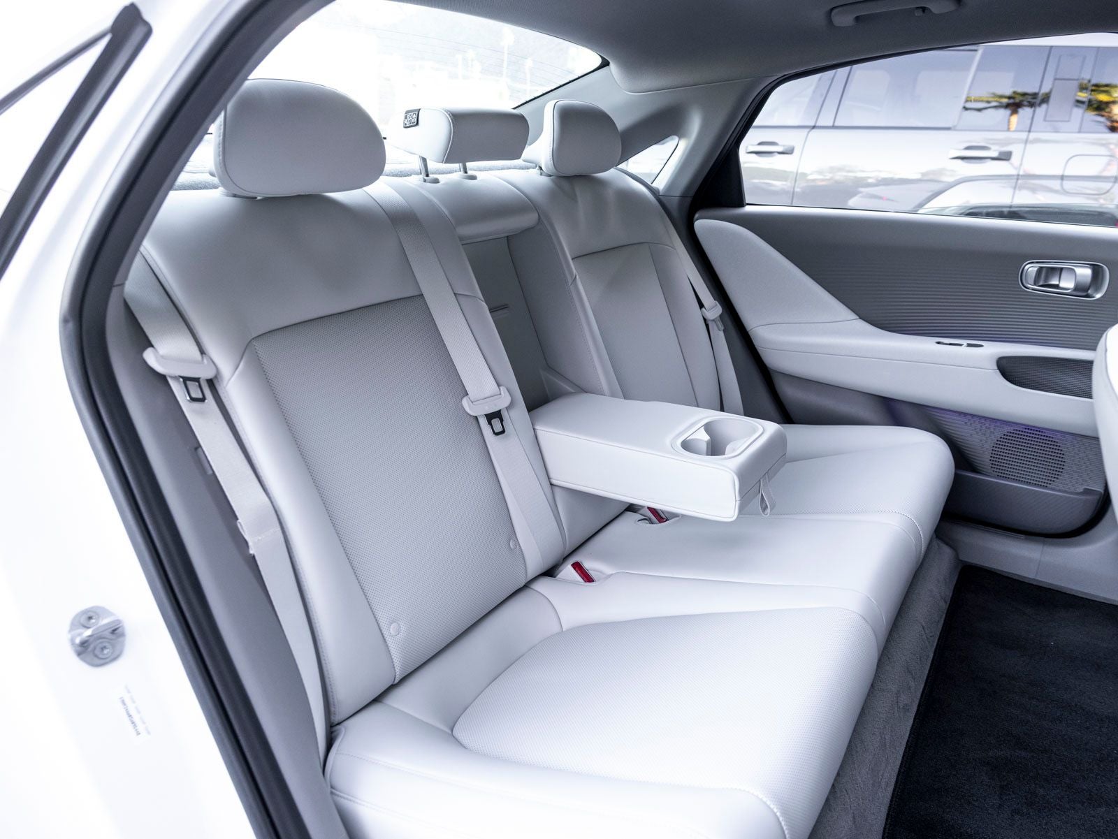 2025 Hyundai IONIQ 6 SEL