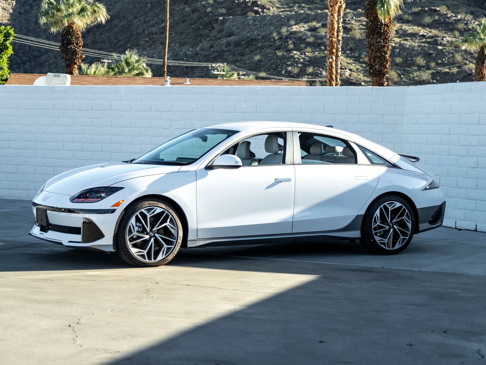 2025 Hyundai IONIQ 6 SEL