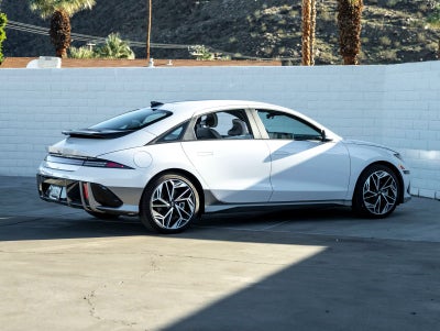 2025 Hyundai IONIQ 6 SEL