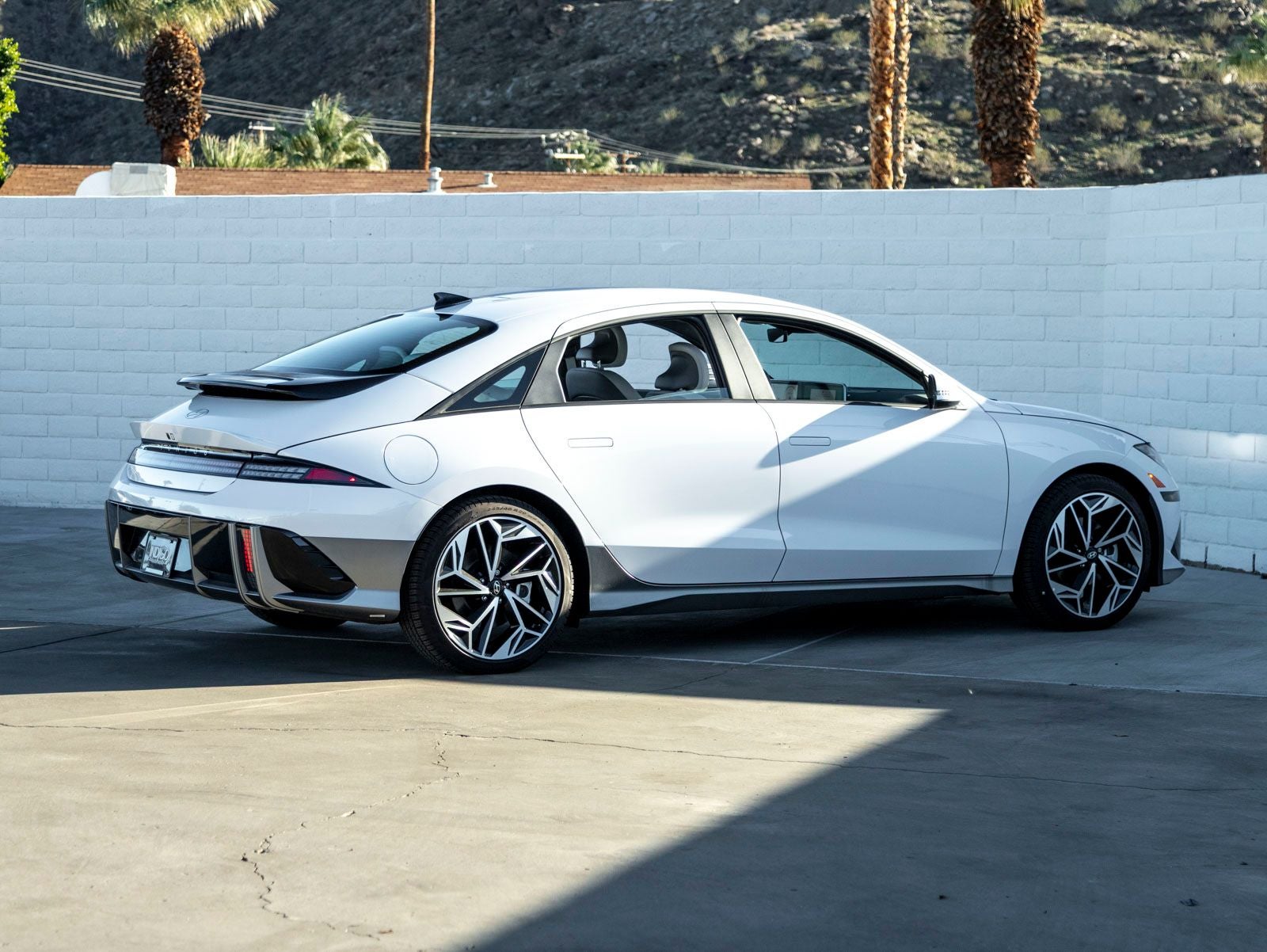 2025 Hyundai IONIQ 6 SEL