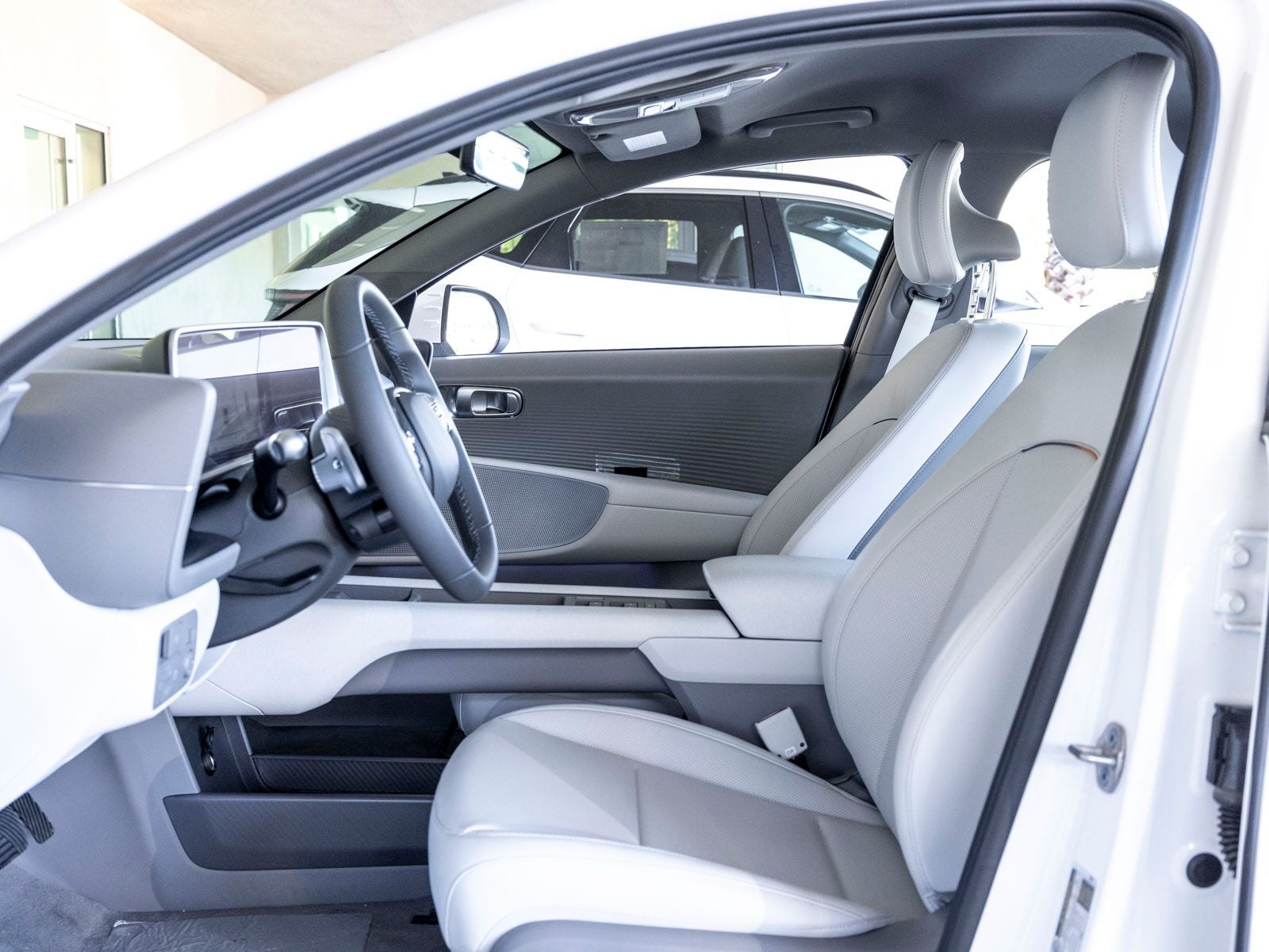 2025 Hyundai IONIQ 6 SEL