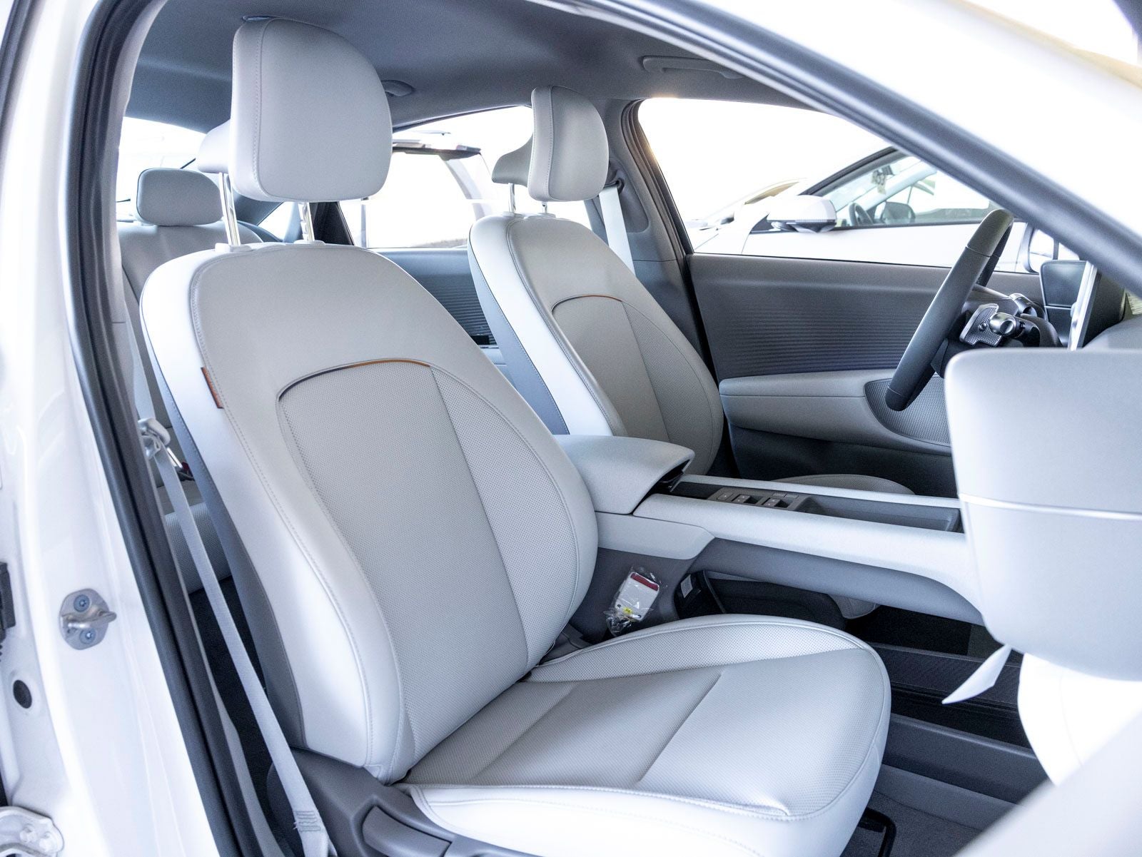 2025 Hyundai IONIQ 6 SEL