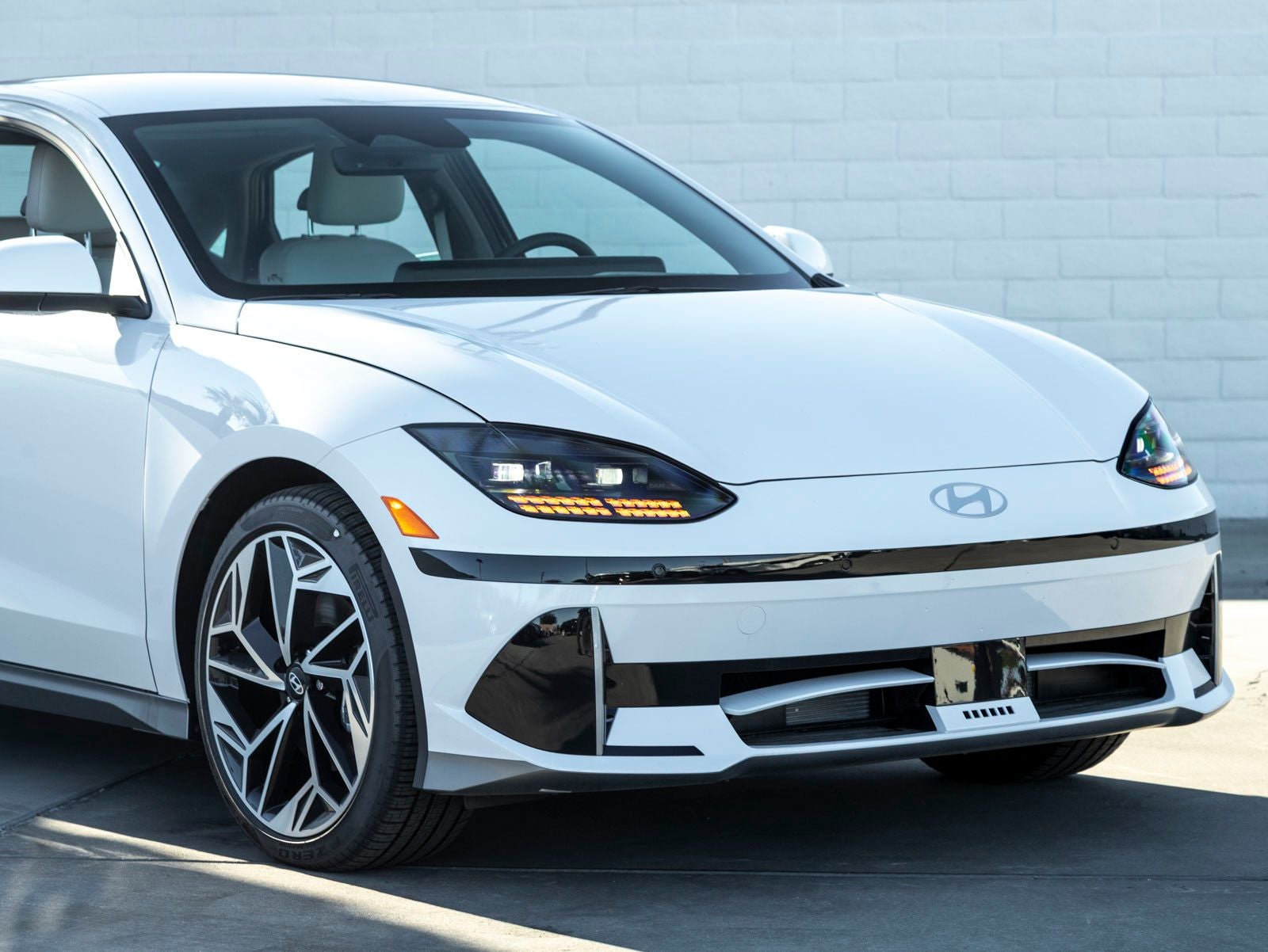 2025 Hyundai IONIQ 6 SEL