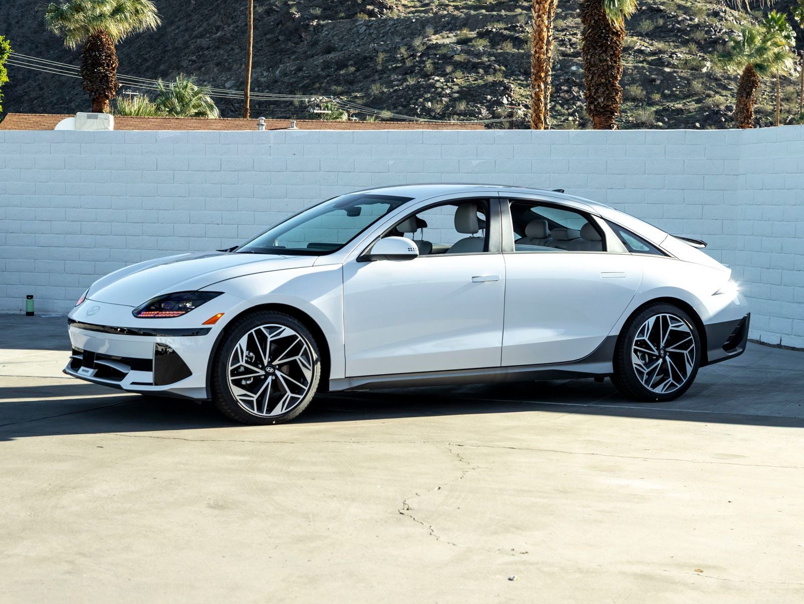 2025 Hyundai IONIQ 6 SEL