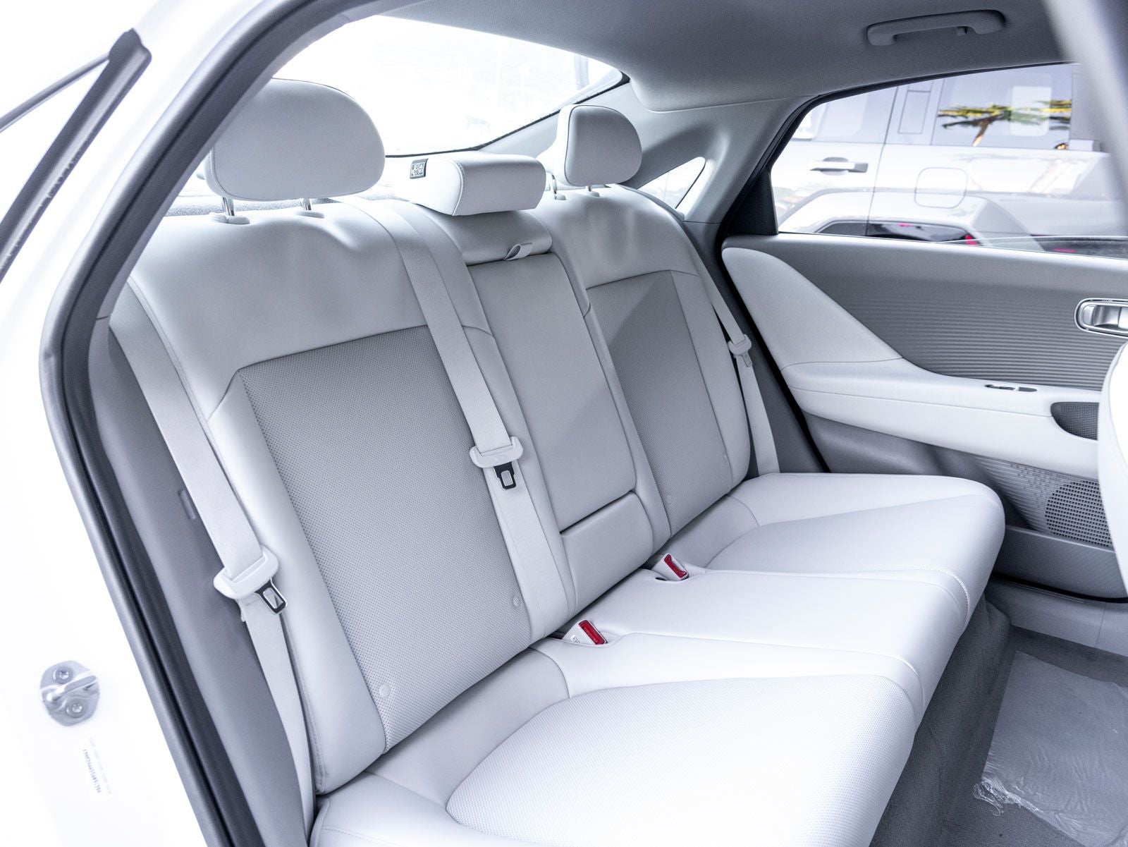 2025 Hyundai IONIQ 6 SEL