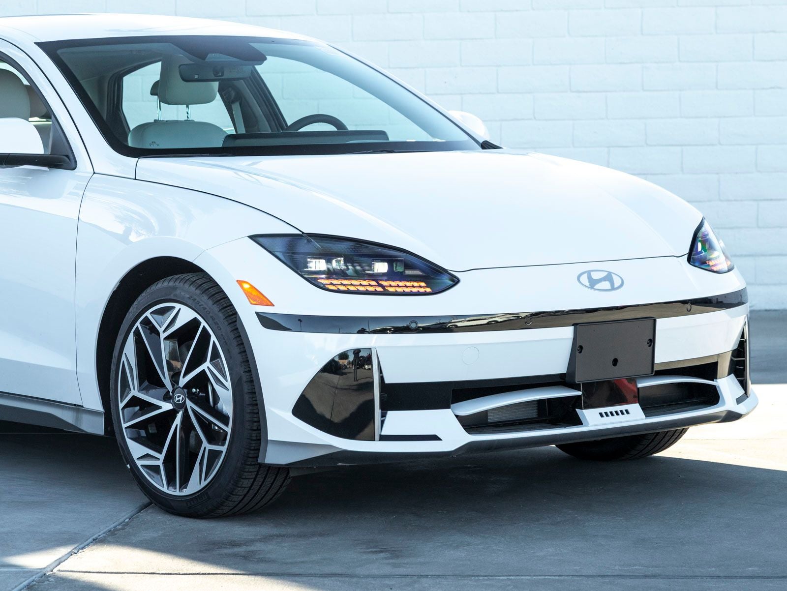 2025 Hyundai IONIQ 6 SEL