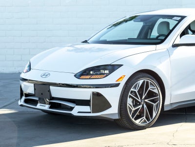 2025 Hyundai IONIQ 6 SEL