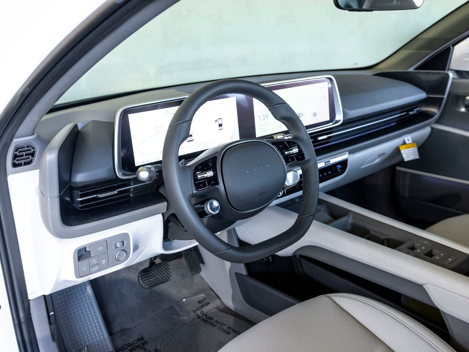 2025 Hyundai IONIQ 6 SEL