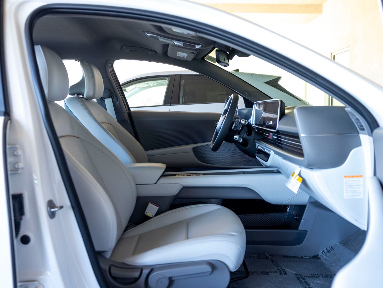 2025 Hyundai IONIQ 6 SEL