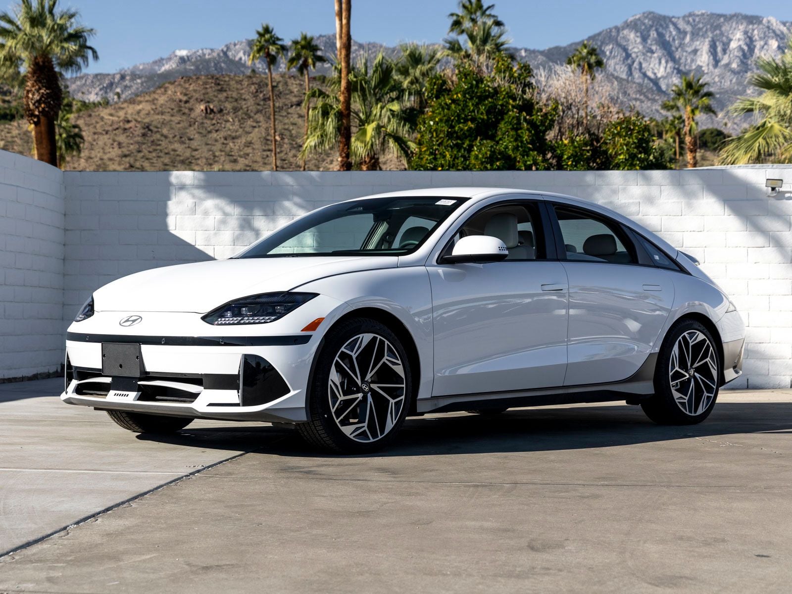 2025 Hyundai IONIQ 6 SEL