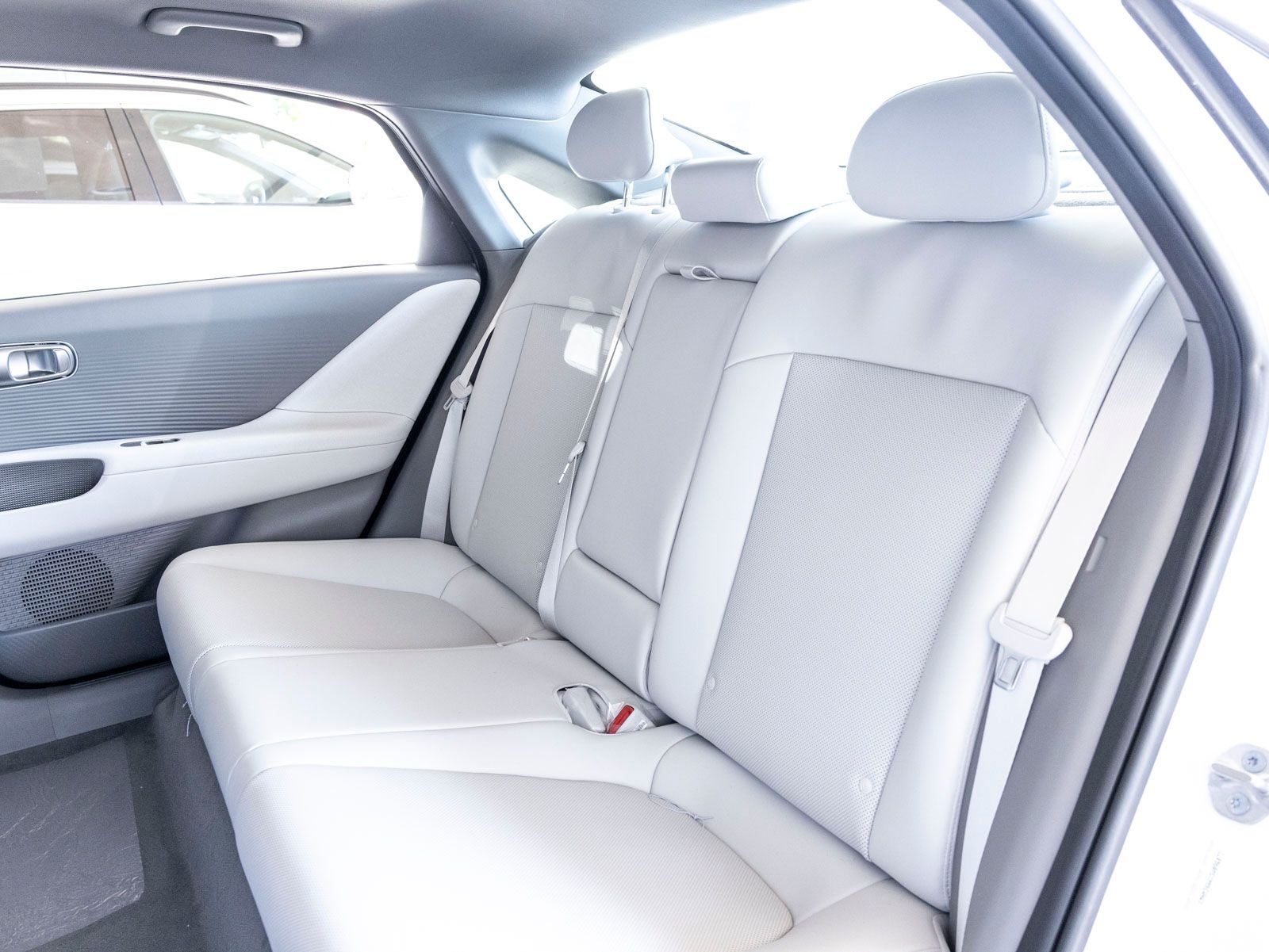 2025 Hyundai IONIQ 6 SEL