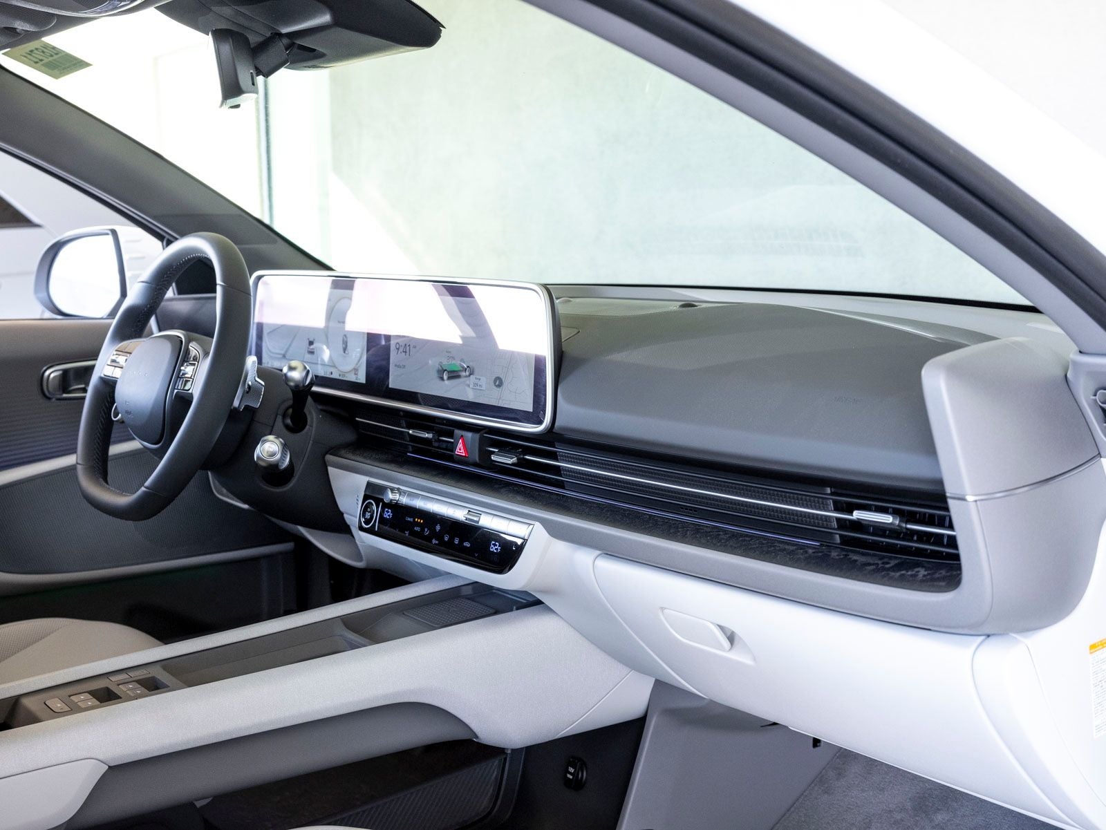 2025 Hyundai IONIQ 6 SEL