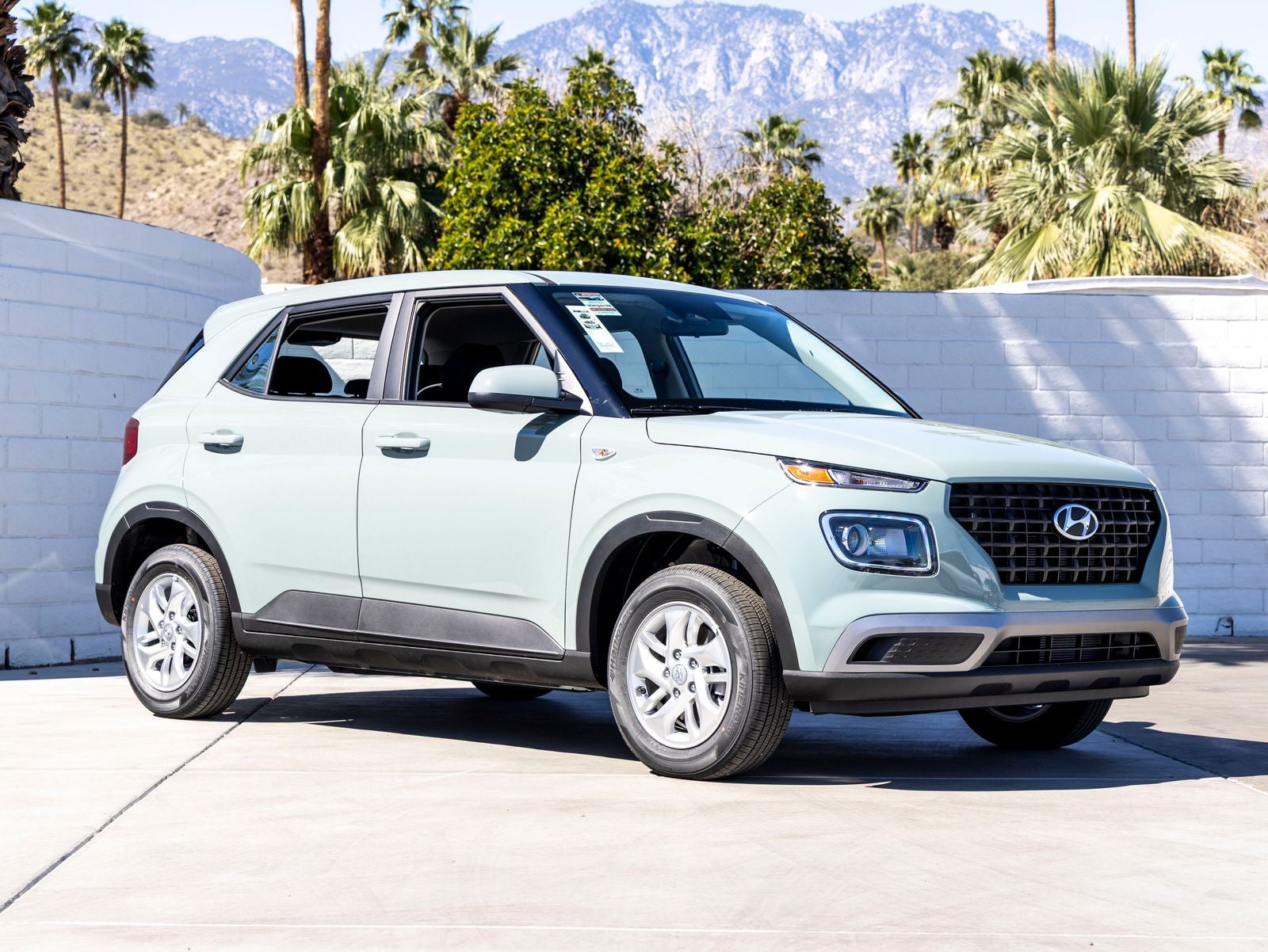 2026 Hyundai VENUE SE