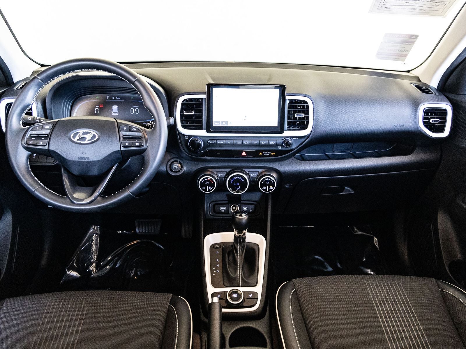 2023 Hyundai VENUE Limited