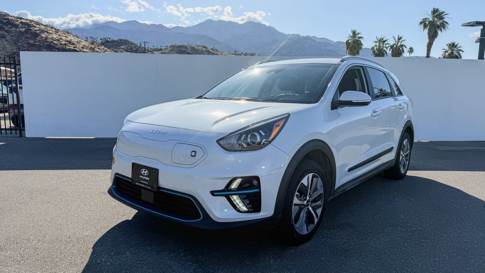 2022 Kia Niro S EV's photo