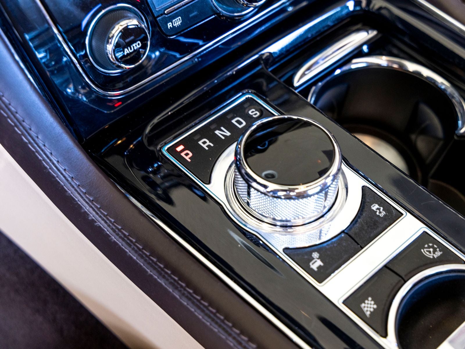 2012 Jaguar XJ XJL Portfolio