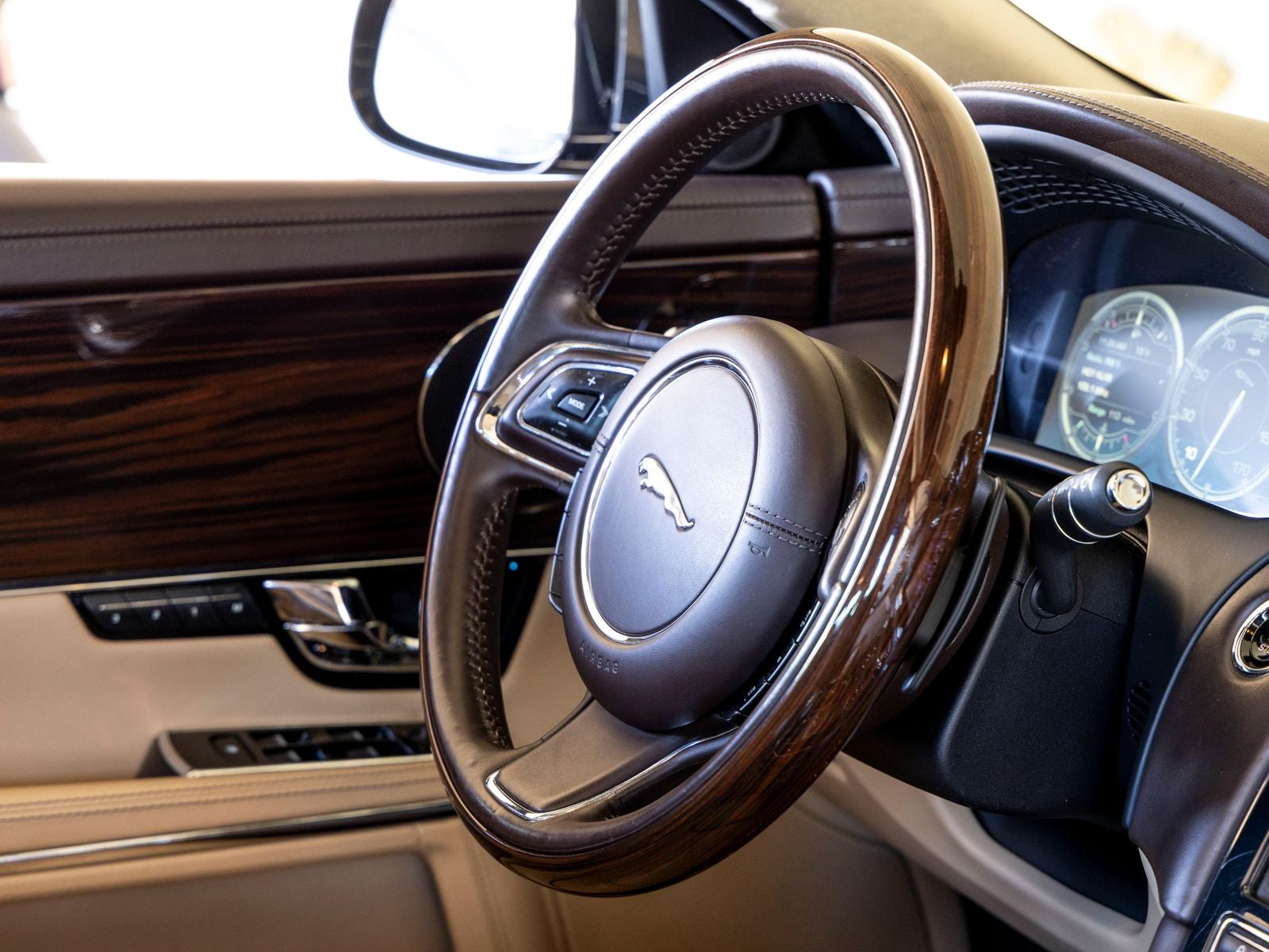 2012 Jaguar XJ XJL Portfolio