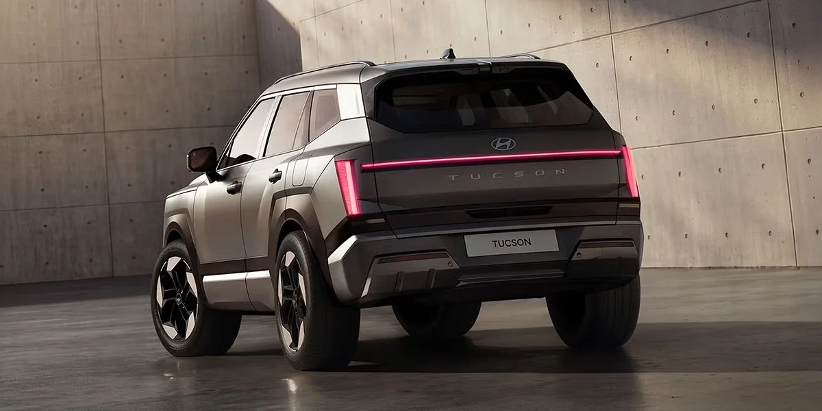 Lighting signature detail of the 2027 Hyundai Tucson.